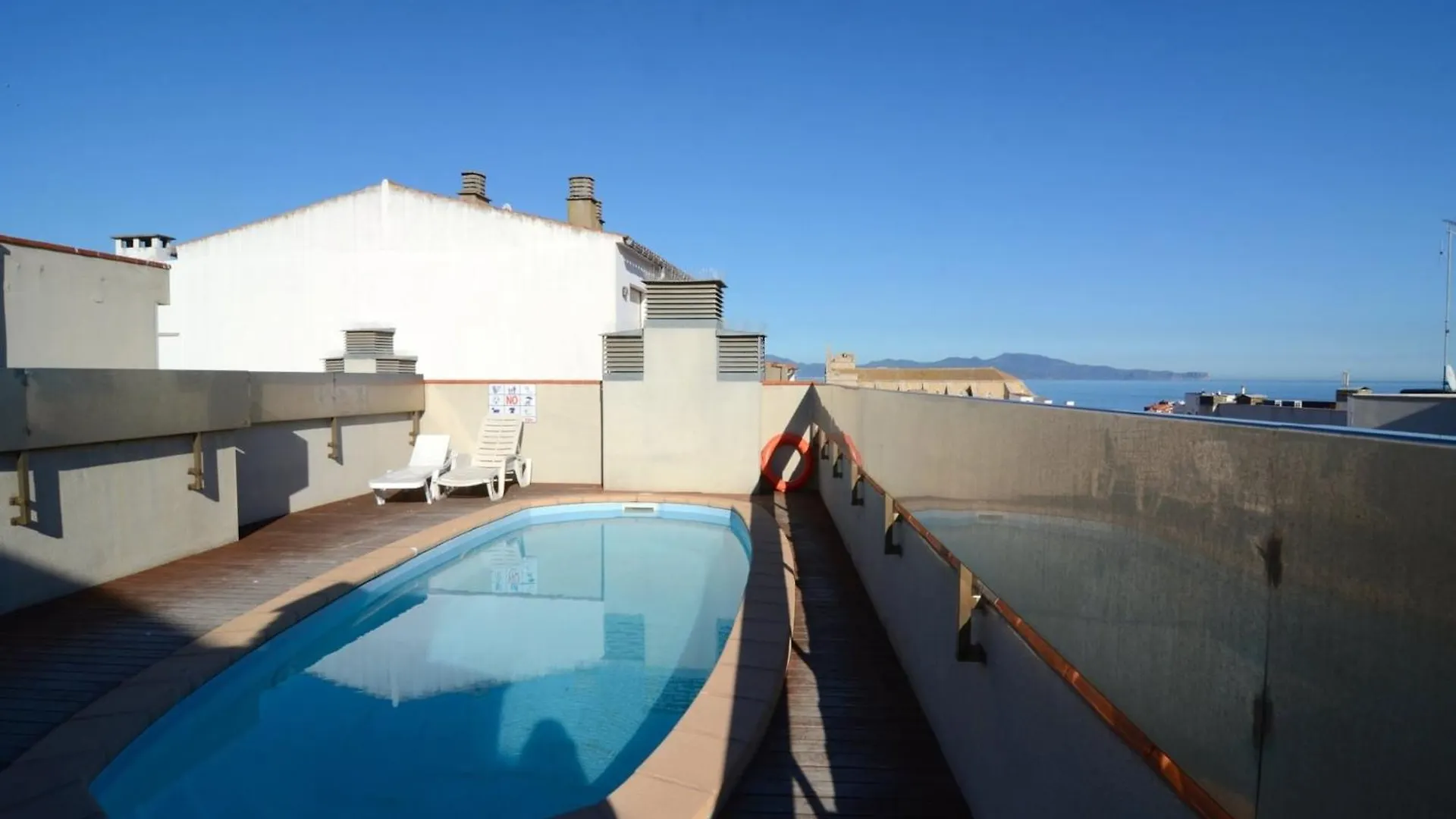The Apartment In L' Escala 0*,